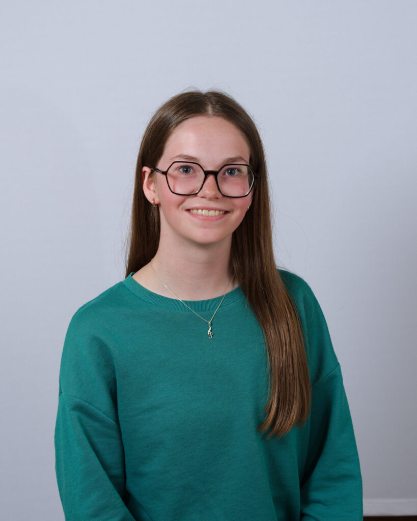 M&eacute;line Magnin, concours
